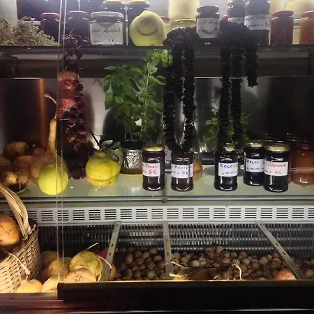 Restaurant Bujtina E Gjelit 4*