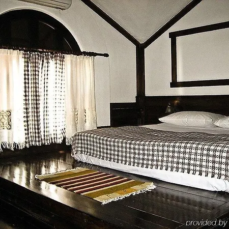 Restaurant Bujtina E Gjelit ホテル ティラナ