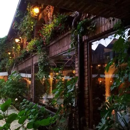 Restaurant Bujtina E Gjelit