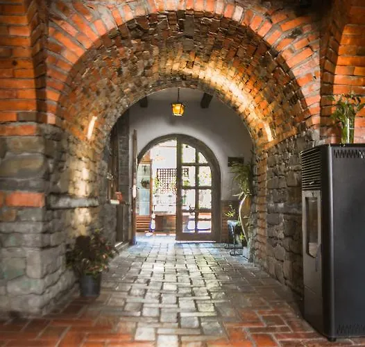 Restaurant Bujtina E Gjelit 4*