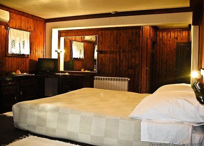 Restaurant Bujtina E Gjelit 4* Tirana