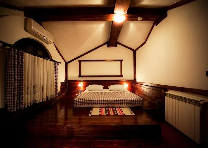 Restaurant Bujtina E Gjelit