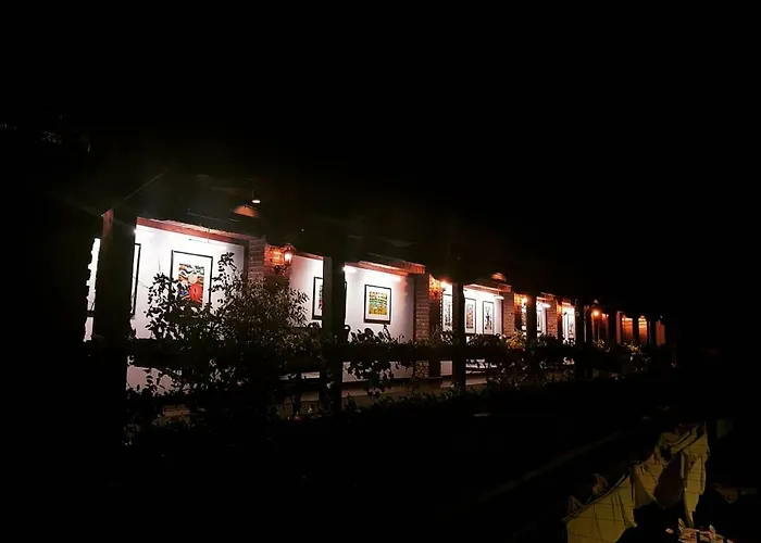 Szálloda Restaurant Bujtina E Gjelit